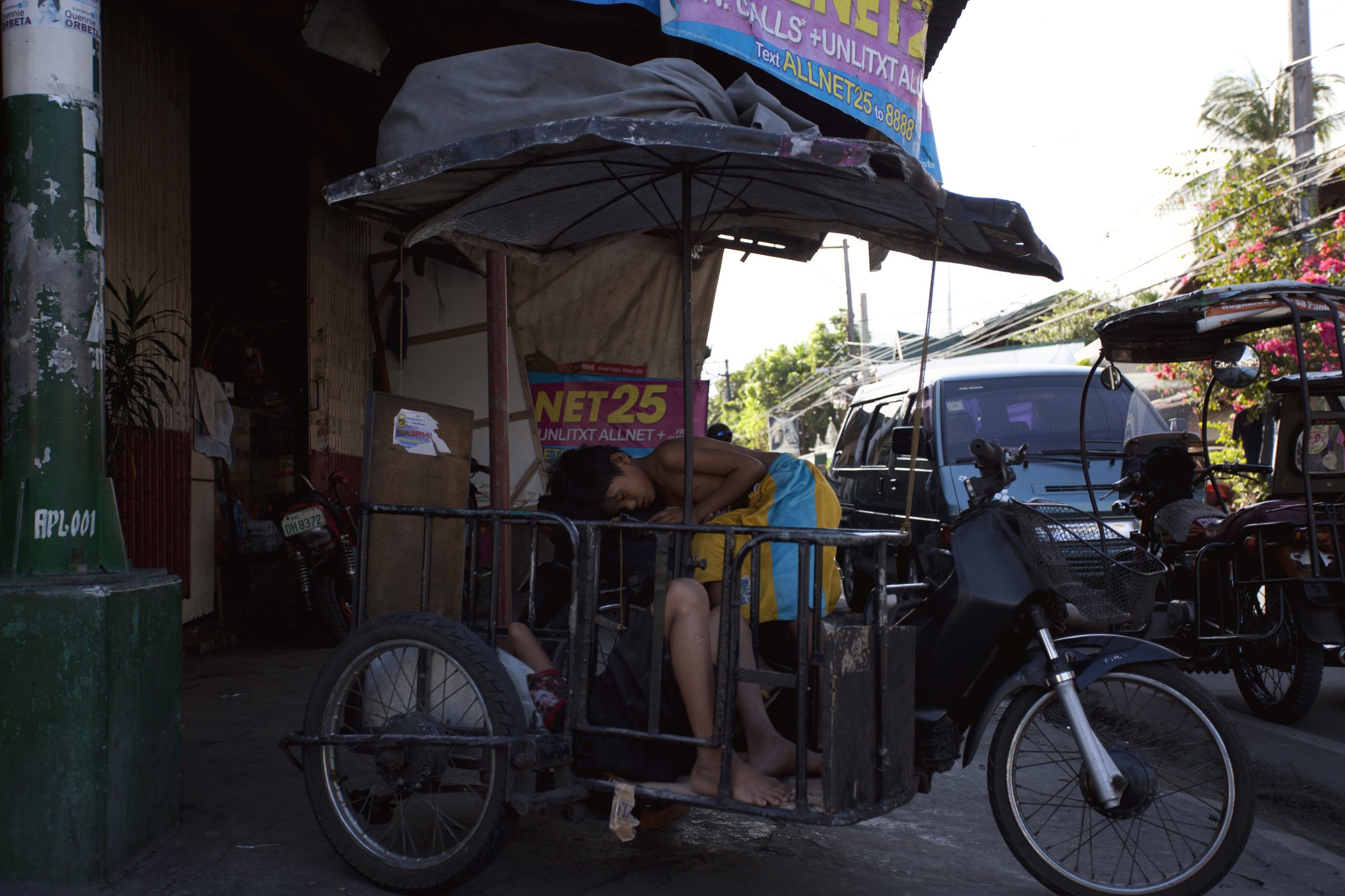 Squatters In The Philippines – David Woo